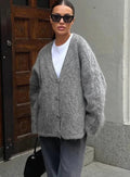 deep-neck-unmarried-buttoned-loose-cardigan